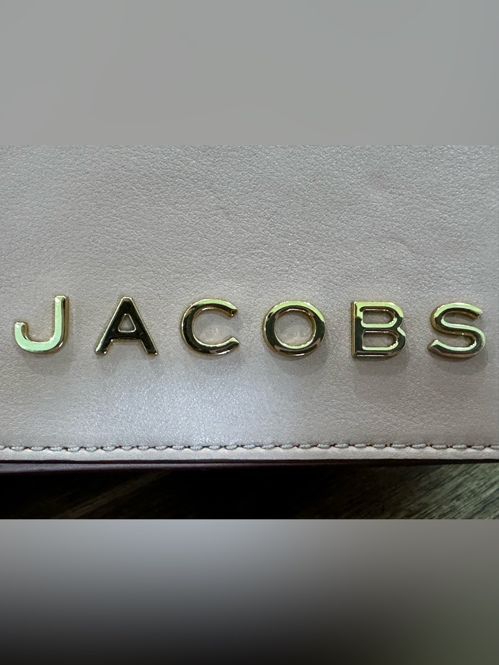 Authentic Marc Jacobs Blush Pink Leather Crossbody with Gold Logo - Picture 11 of 16